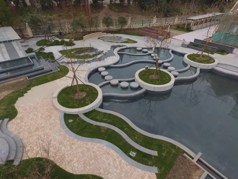 पायाभूत सुविधांच्या विकासाचे सक्षमीकरण: क्वांगॉन्ग मशिनरी कं, लि.चे वीट बनवणारे उपकरण ग्रीन बिल्डिंग मटेरियलचे कार्यक्षम उत्पादन वाढवते