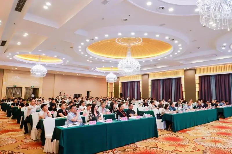 Quangong Machinery Co., Ltd. कोळसा-आधारित घनकचऱ्याच्या सर्वसमावेशक वापरावरील चौथ्या तांत्रिक विनिमय परिषदेत सहभागी